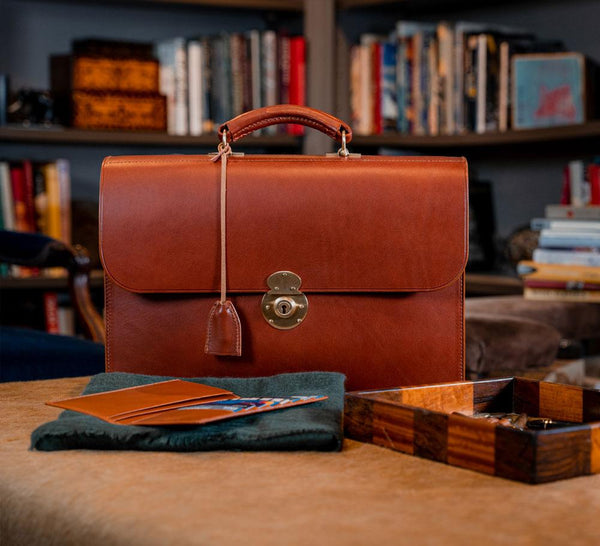 Three Pocket Traditional Briefcase - Pickett London